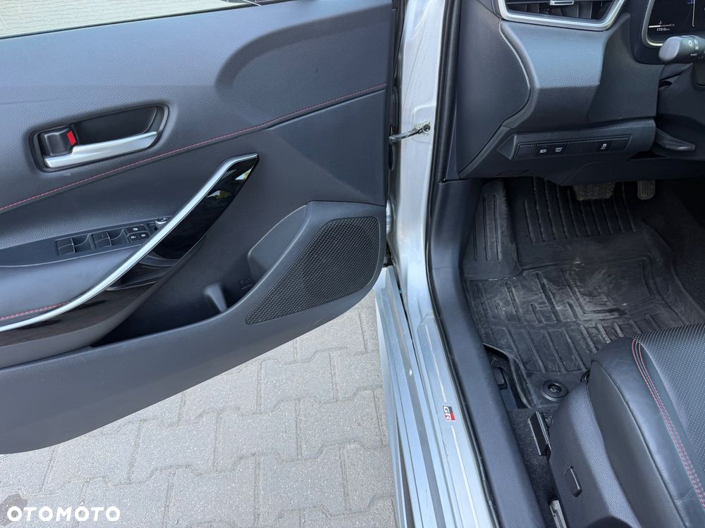 Toyota Corolla 2.0 Hybrid GR Sport - 30