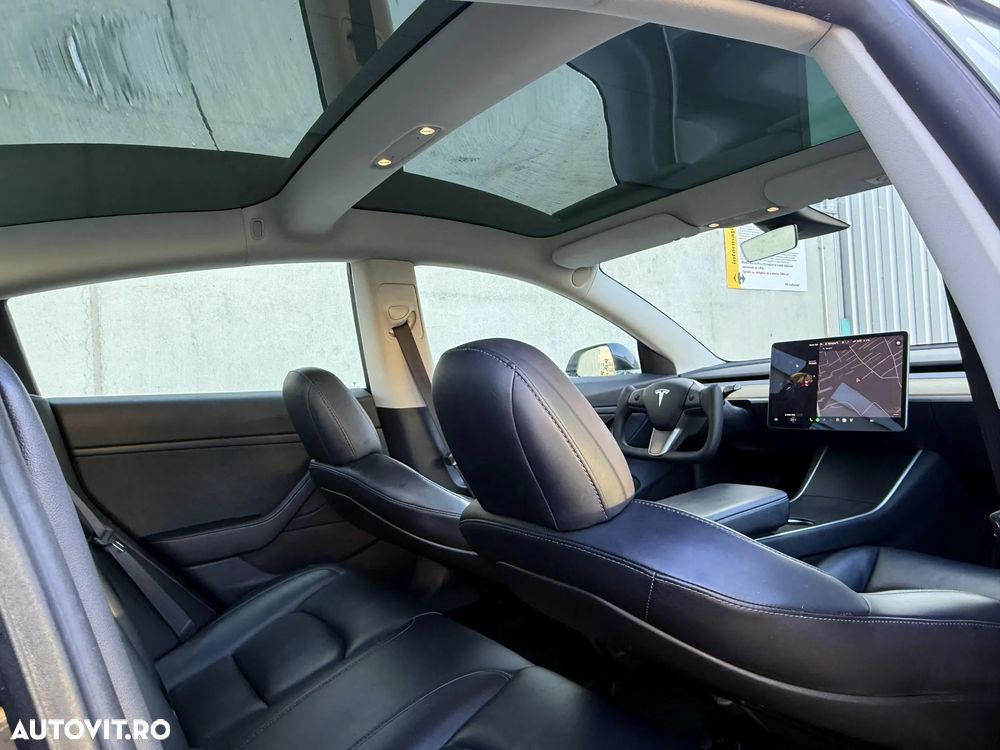Tesla Model 3 - 18