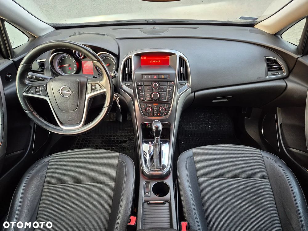 Opel Astra 1.6 Automatik Cosmo - 9