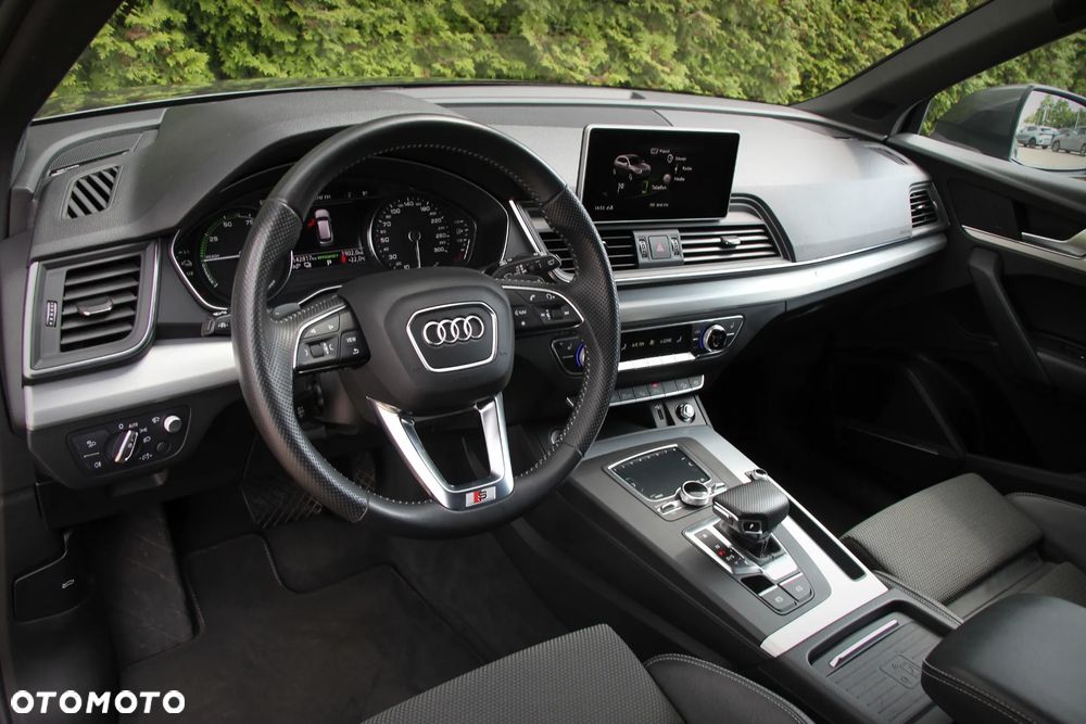 Audi Q5 55 TFSIe quattro S tronic S line - 10