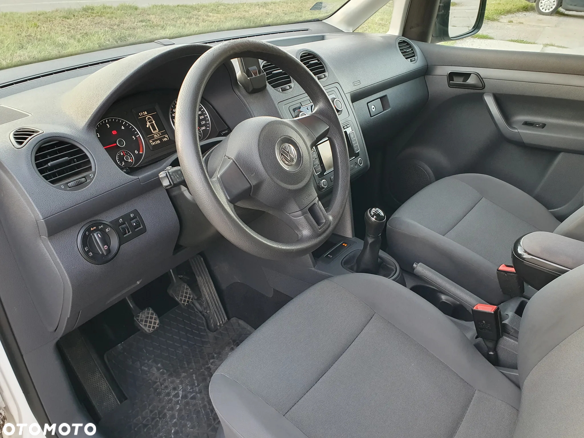 Volkswagen Caddy - 17
