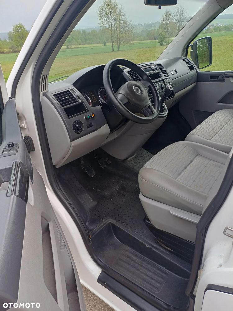Volkswagen Transporter - 24