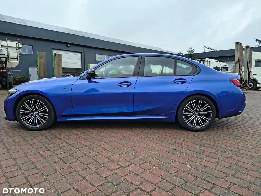 BMW 320I 2021 photo 4