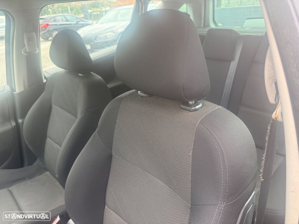 Peugeot 207 SW 1.4 Sport - 10