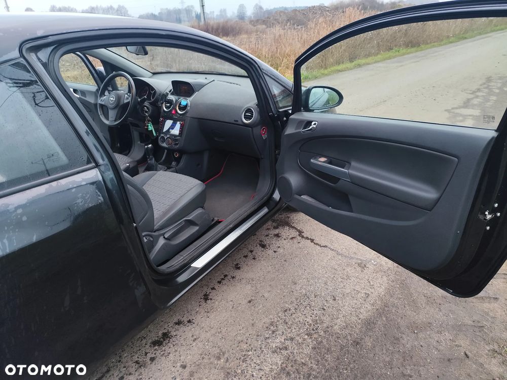 Opel Corsa - 12