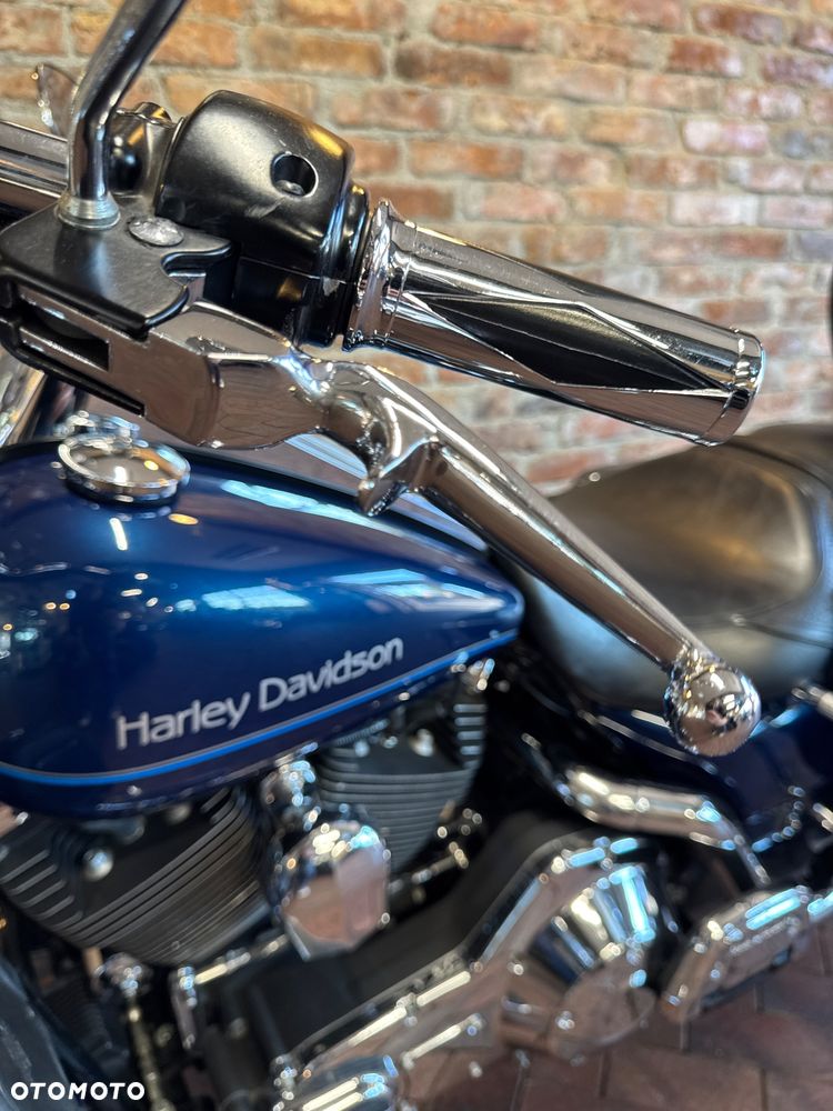 Harley-Davidson Touring Road King - 13