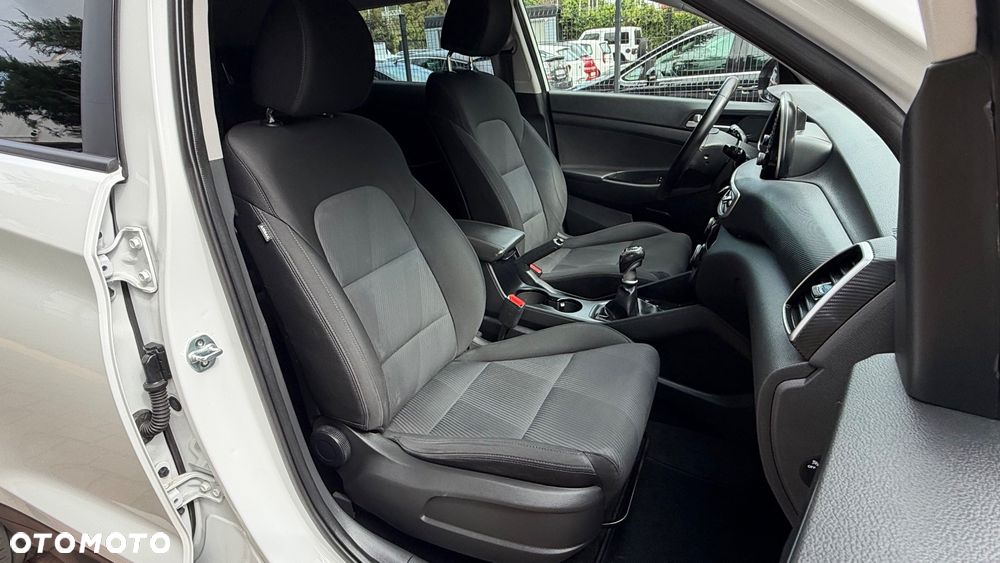 Hyundai Tucson blue 1.6 GDi 2WD Classic - 32