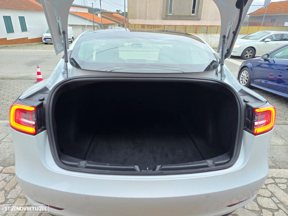 Tesla Model 3 Long Range AWD Dual Motor - 11