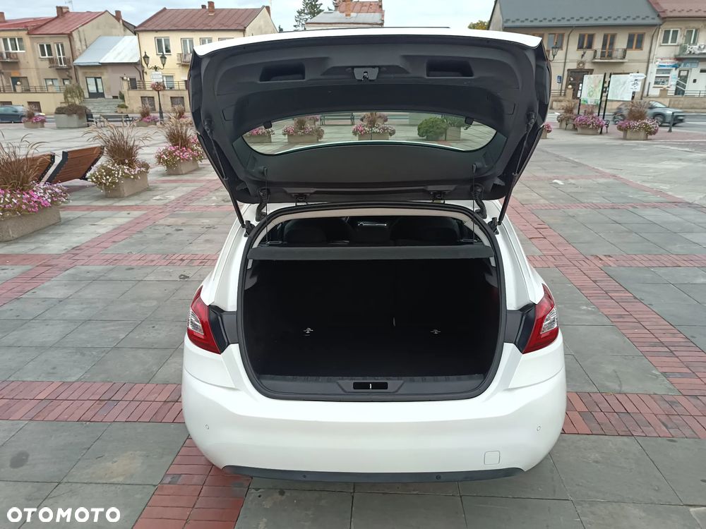 Peugeot 308 - 13