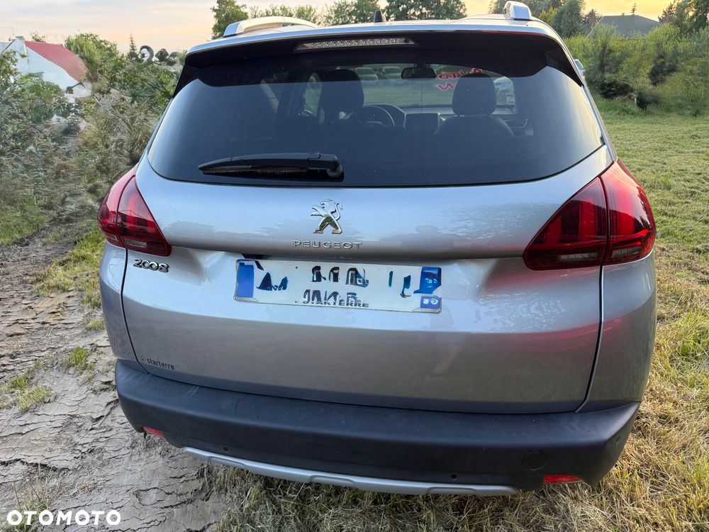 Peugeot 2008 - 4