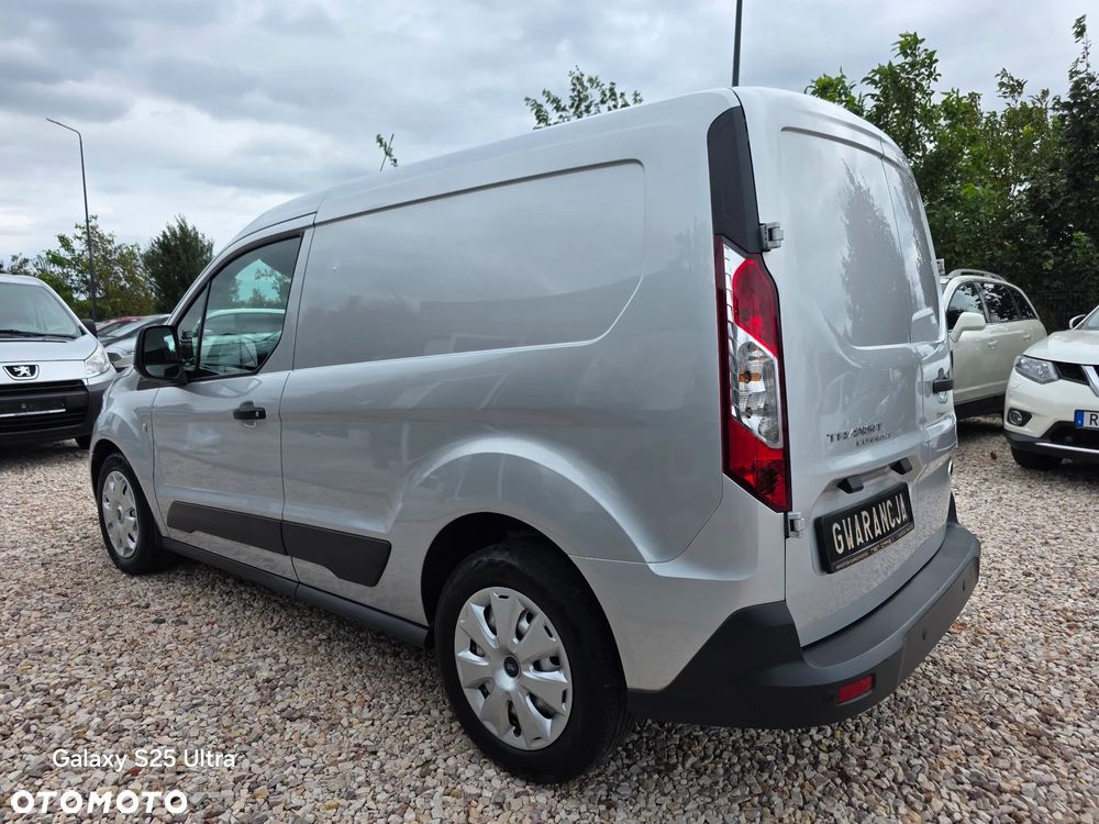 Ford Transit Connect - 8