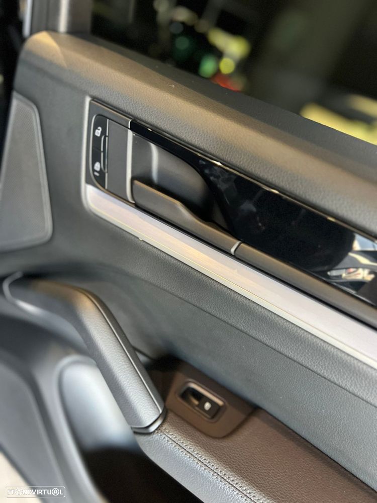 Porsche Cayenne Coupé E-Hybrid - 44