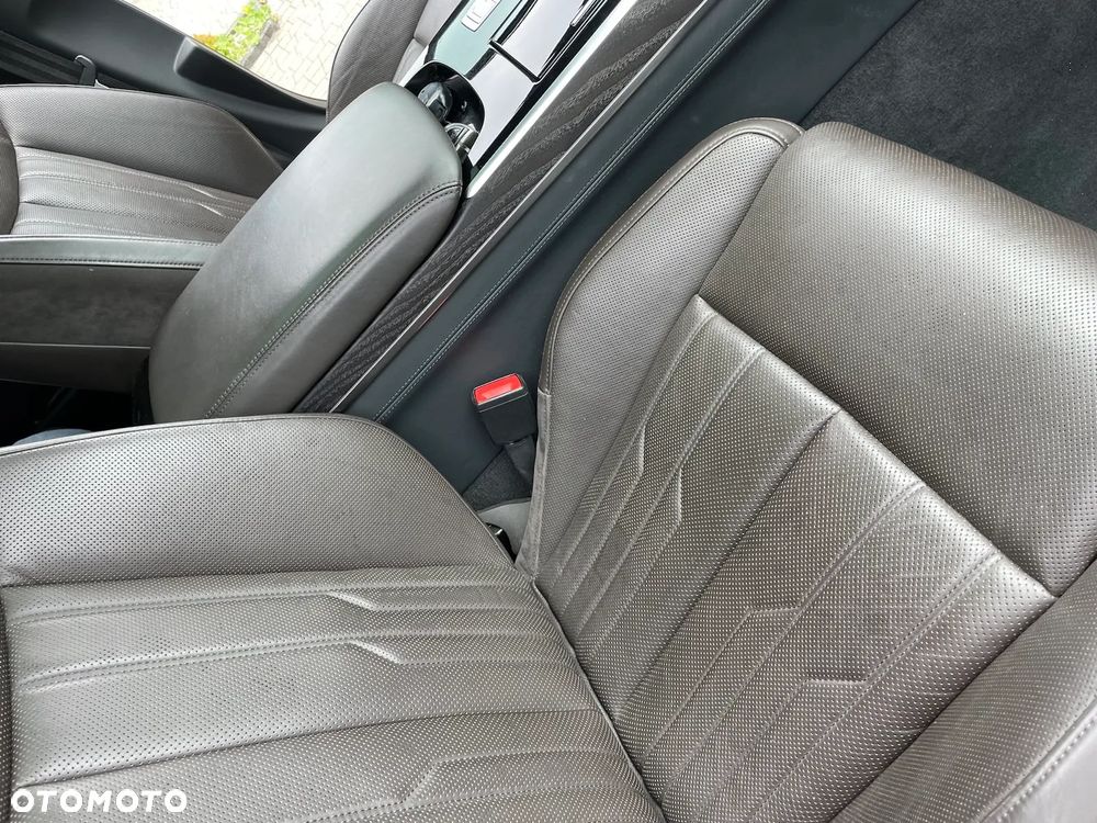 Audi A8 L 55 TFSI quattro tiptronic - 37