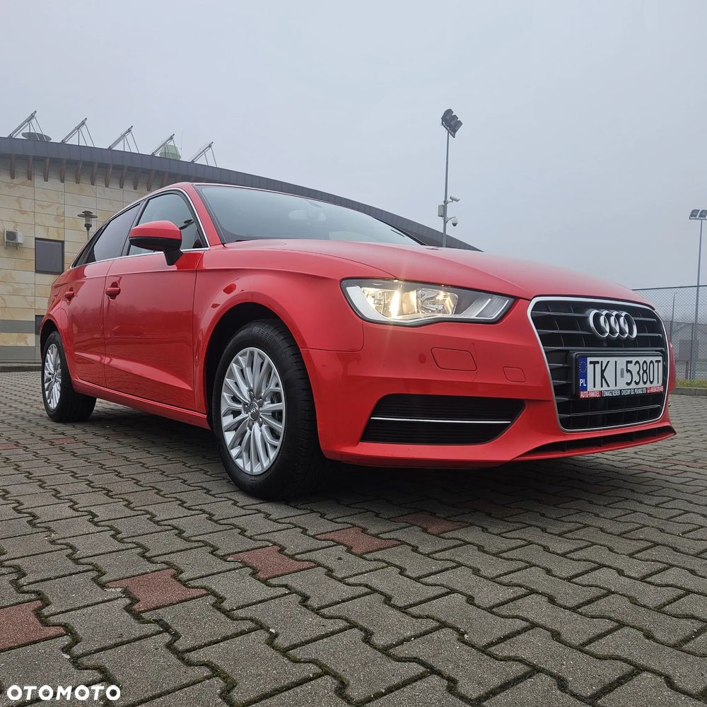 Audi A3 Sportback 1.6 TDI DPF Ambition - 12