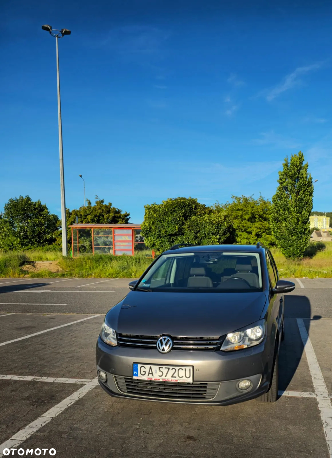 Volkswagen Touran 1.6 TDI DPF BlueMot Comfortline - 3