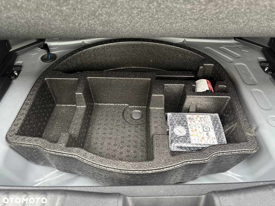 Toyota Yaris Cross 1.5 VVT-i Team Deutschland - 19