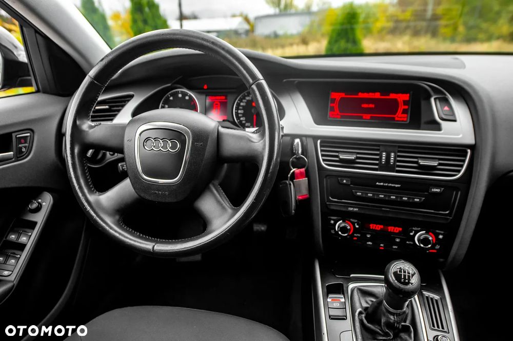 Audi A4 Avant 1.8 TFSI Quattro - 8