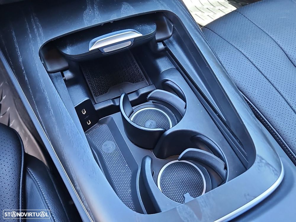 Mercedes-Benz E 300 e - 22