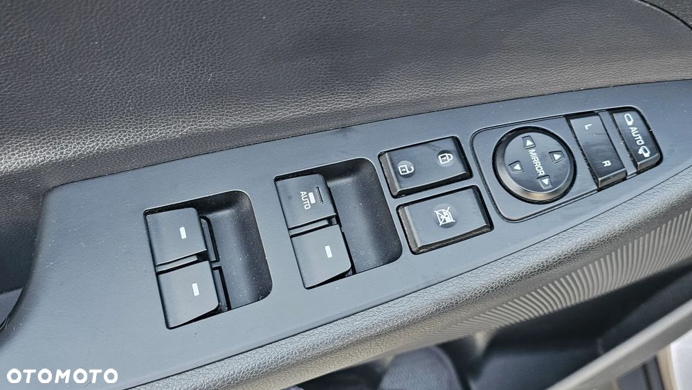 Hyundai Tucson 1.6 GDi 2WD Trend - 27