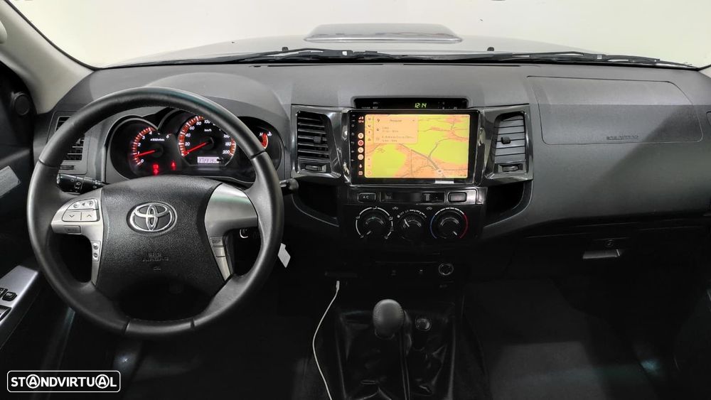 Toyota Hilux 2.5 D-4D 4WD CD T+Nav+PM - 25