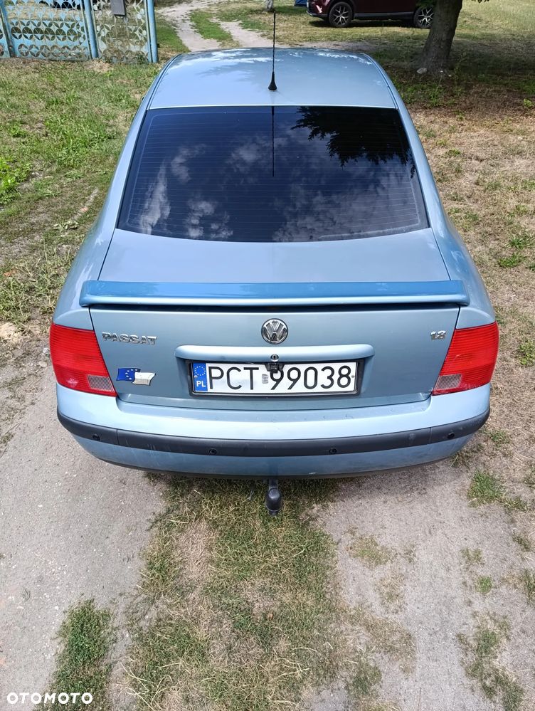 Volkswagen Passat 1.8 - 3