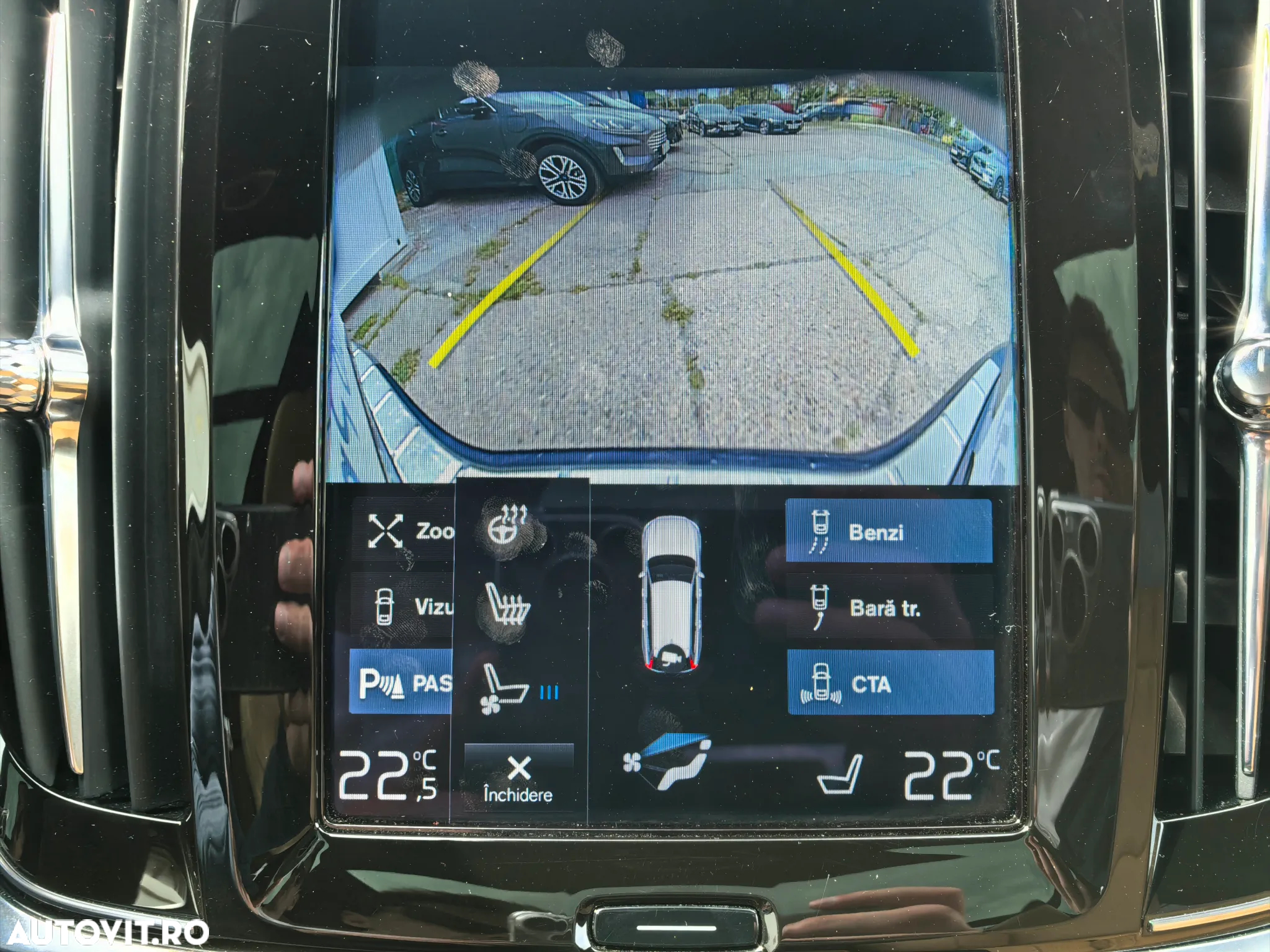 Volvo V90 Cross Country B4 D AWD Ultimate - 24