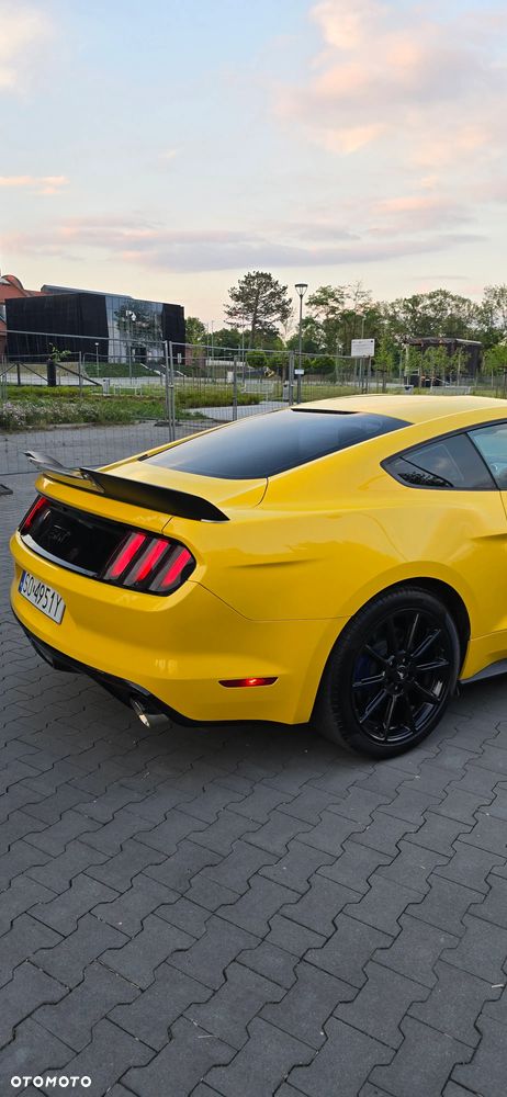 Ford Mustang - 9