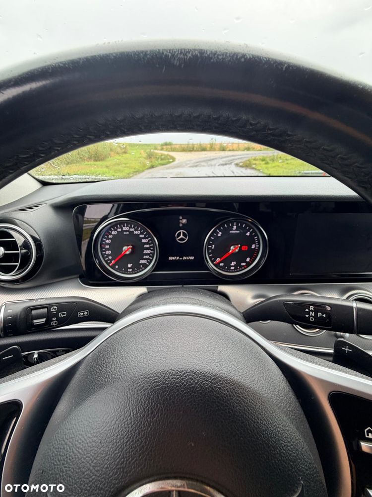 Mercedes-Benz Klasa E 220 d Avantgarde - 5