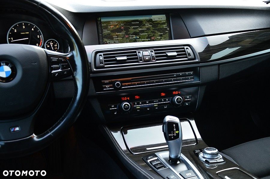 BMW Seria 5 530d xDrive Sport-Aut Modern Line - 33