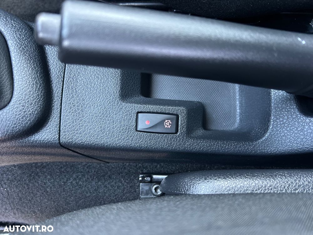 Dacia Sandero TCe 90 Laureate - 28