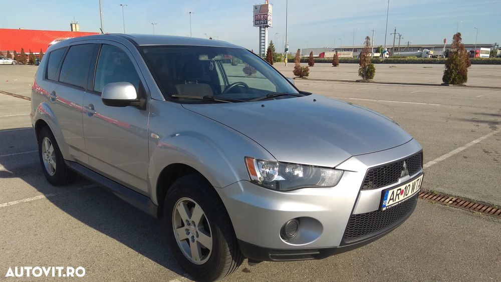Mitsubishi Outlander 2.2 DI-D 4WD Invite+ A15 - 2