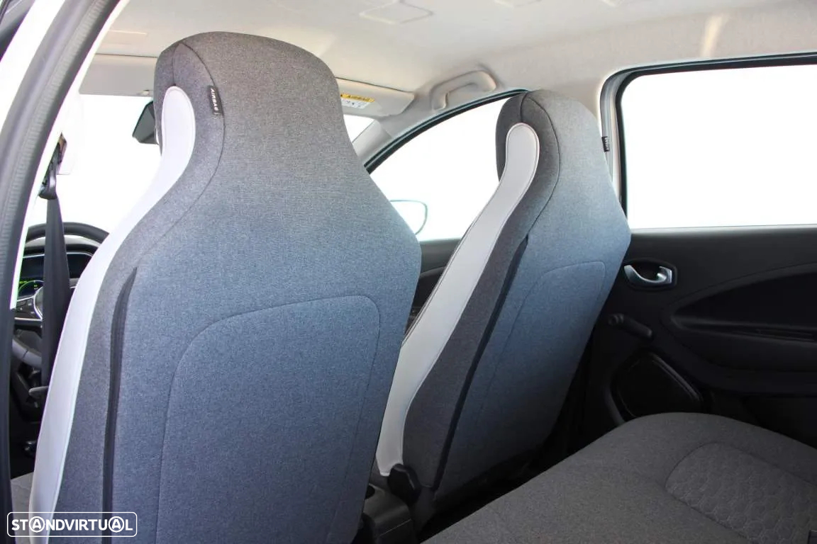Renault Zoe (c/ Bateria) Limited 50 - 8