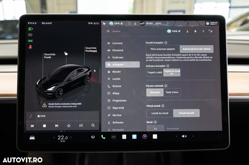 Tesla Model 3 Long Range AWD Premium - 18