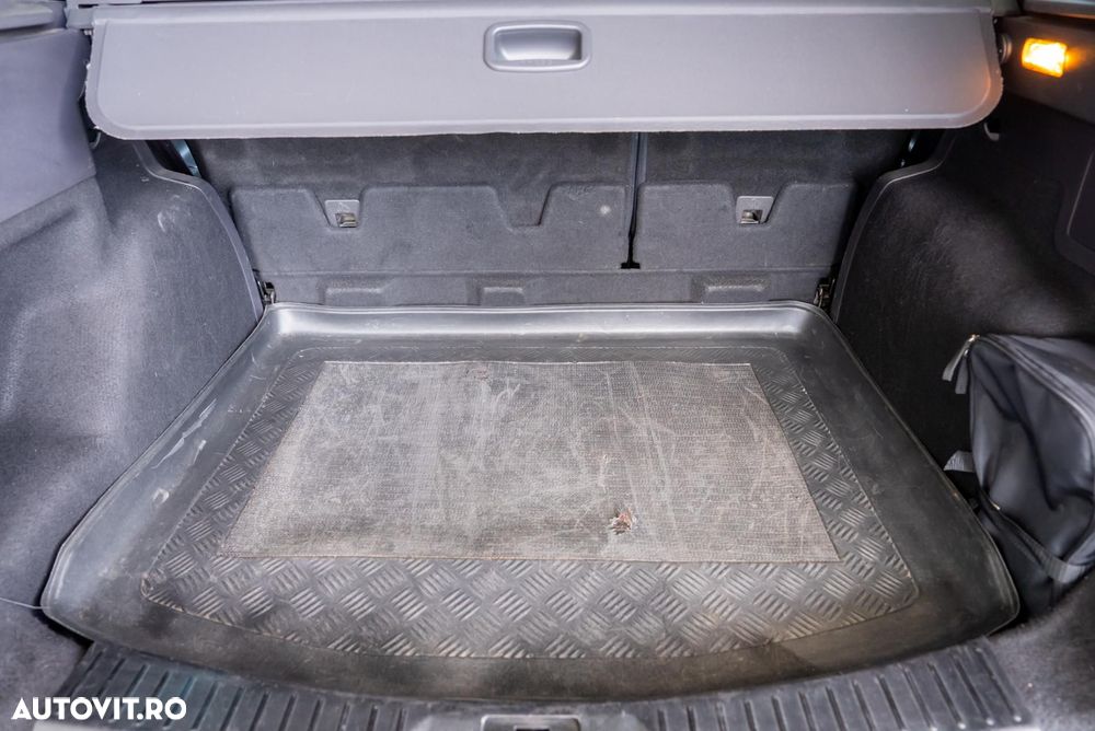 Ford Kuga 2.0 TDCi 4x4 Titanium - 13
