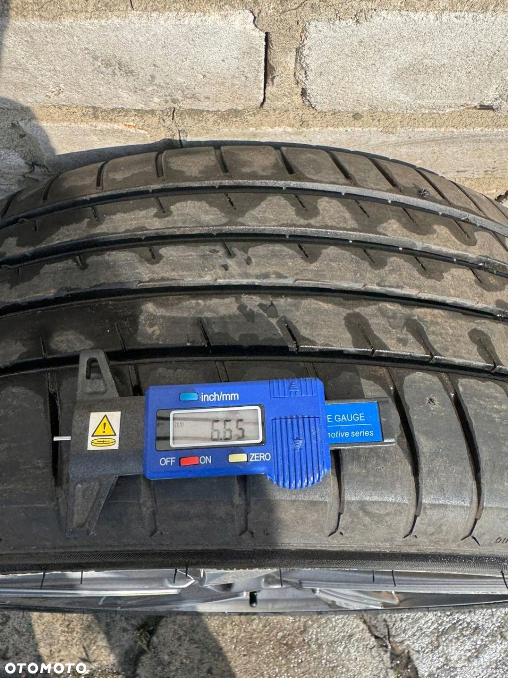 KOŁA FELGI OPONY VOLVO V40 S60 V60 C70 225/45 R17 31423521 R-DESIGNE 5X108 - 7
