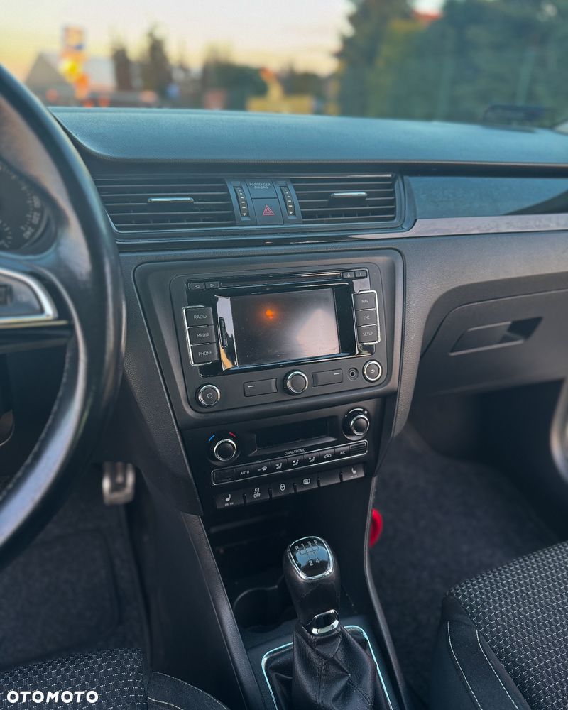 Skoda RAPID Spb 1.6 TDI DPF Ambition Max - 11