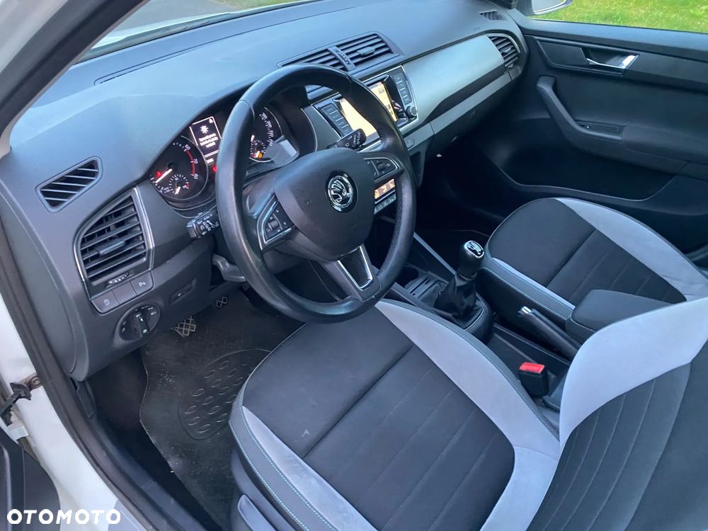 Skoda Fabia - 9