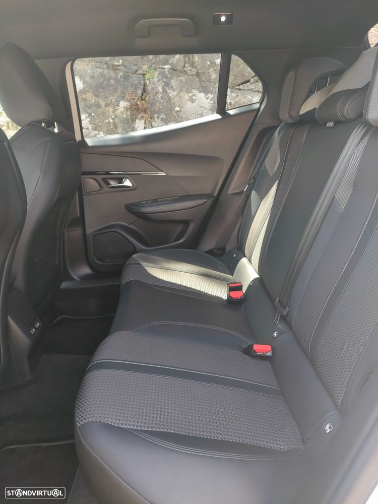 Peugeot 2008 1.2 PureTech GT - 15