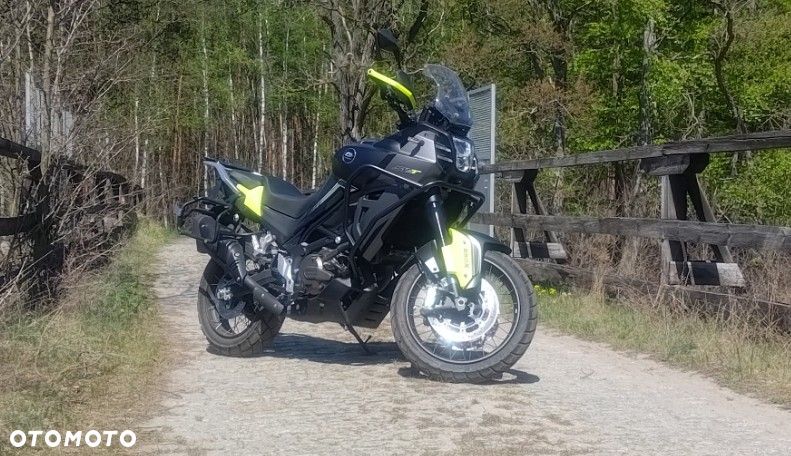 QJMOTOR SVT 650X - 5