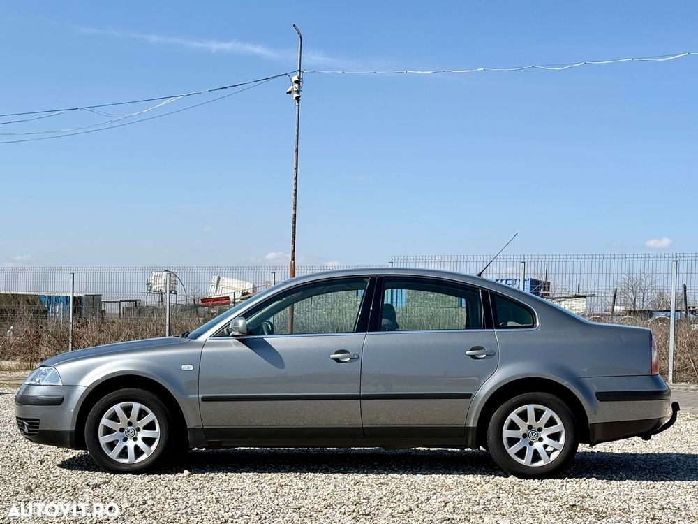 Volkswagen Passat - 13