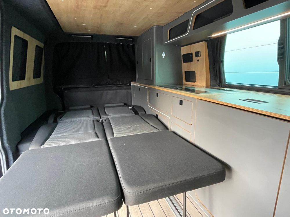 Volkswagen Transporter - 5