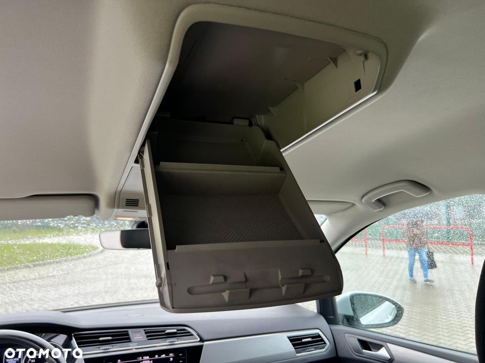 Volkswagen Touran 1.5 TSI EVO Comfortline DSG - 29