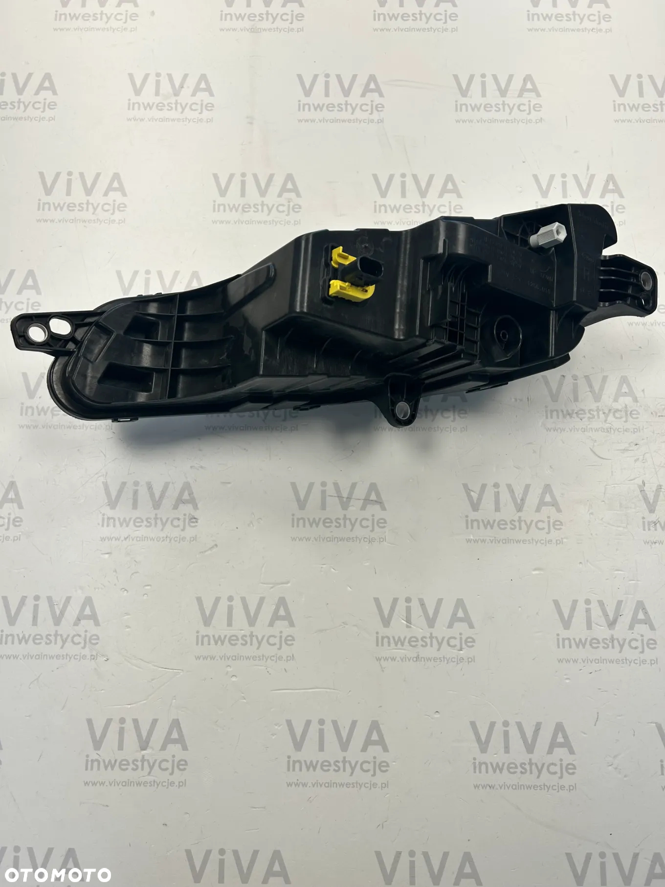 VOLVO OE HALOGEN REFLEKTOR PRZECIWMGIELNY PRAWY 23932945 - 5