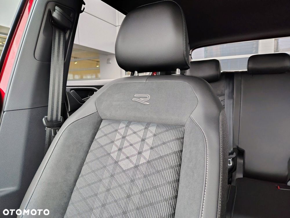 Volkswagen T-Cross - 15