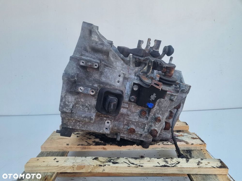 Toyota Corolla Verso II 2.2 D4D SKRZYNIA BIEGÓW manualna MANUAL - 6