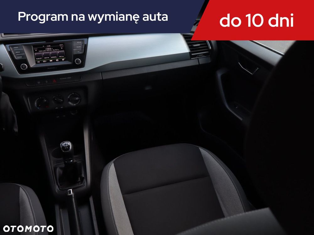 Skoda Fabia - 10