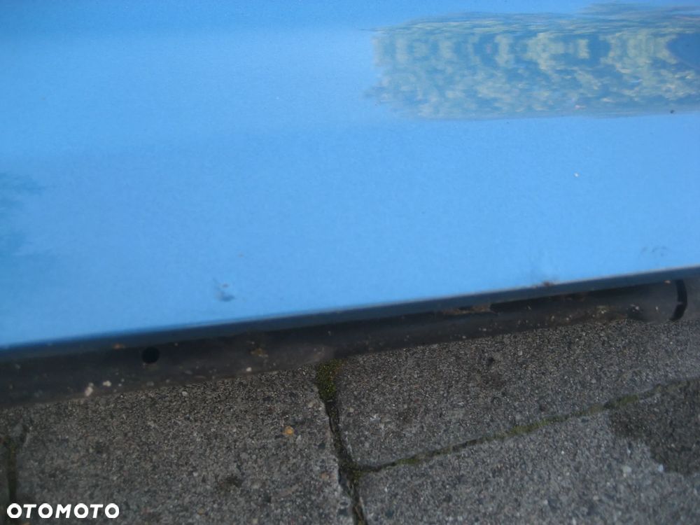 vw golf V 5 plus drzwi przód prawe kod lakieru LA5S - 5