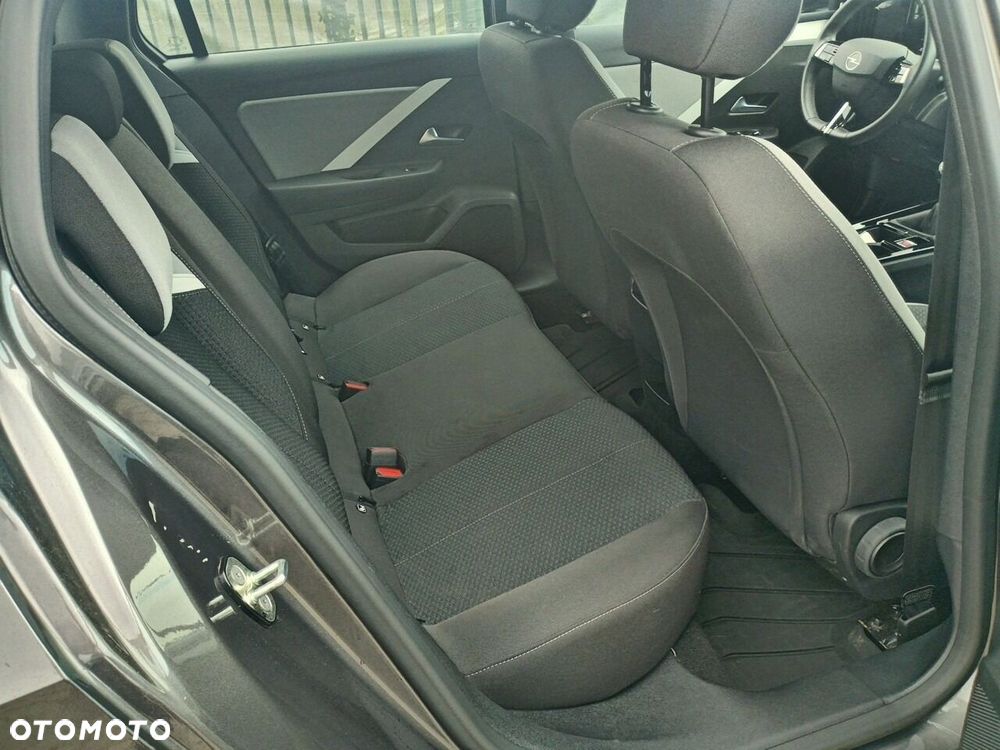 Opel Astra - 16