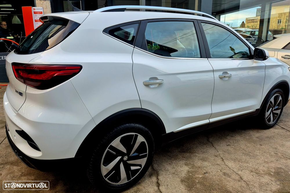 MG ZS EV 50.3 kWh Luxury - 26