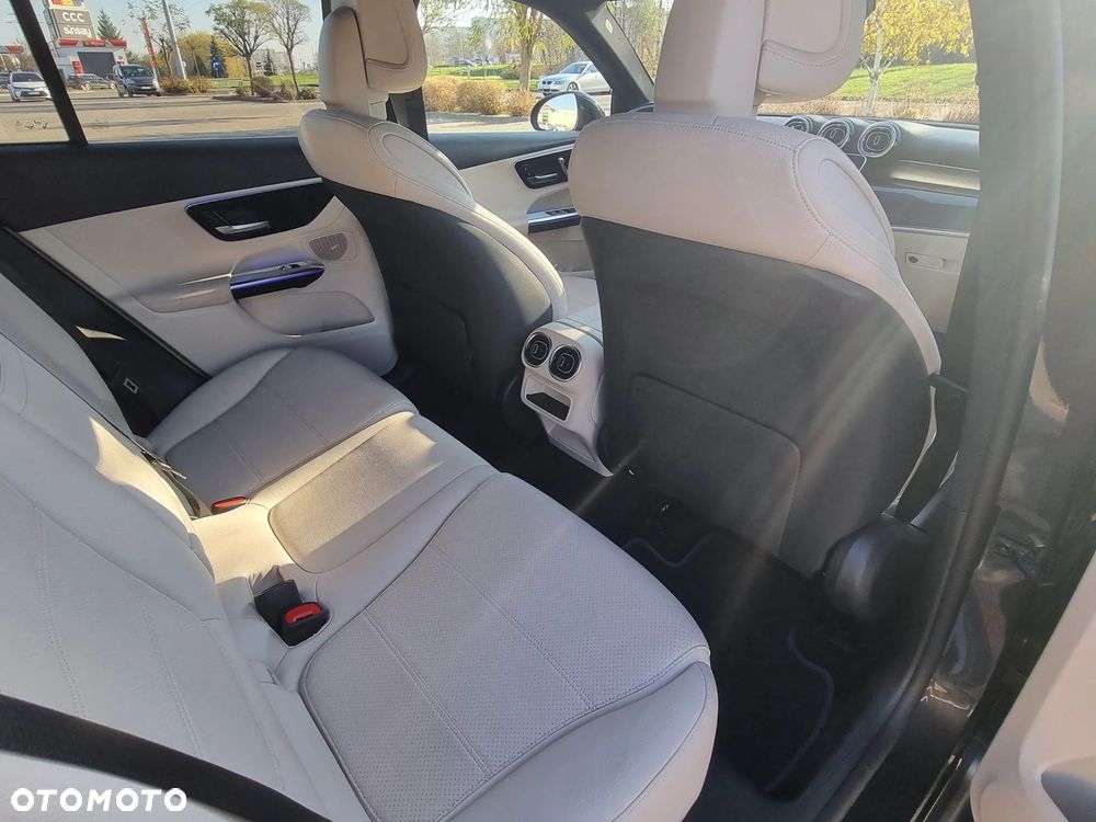 Mercedes-Benz GLC ver-200-4--matic - 17